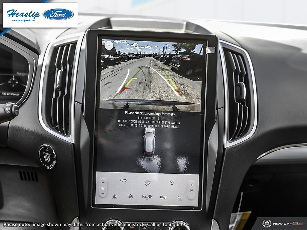 2024 Ford Edge SEL Photo5