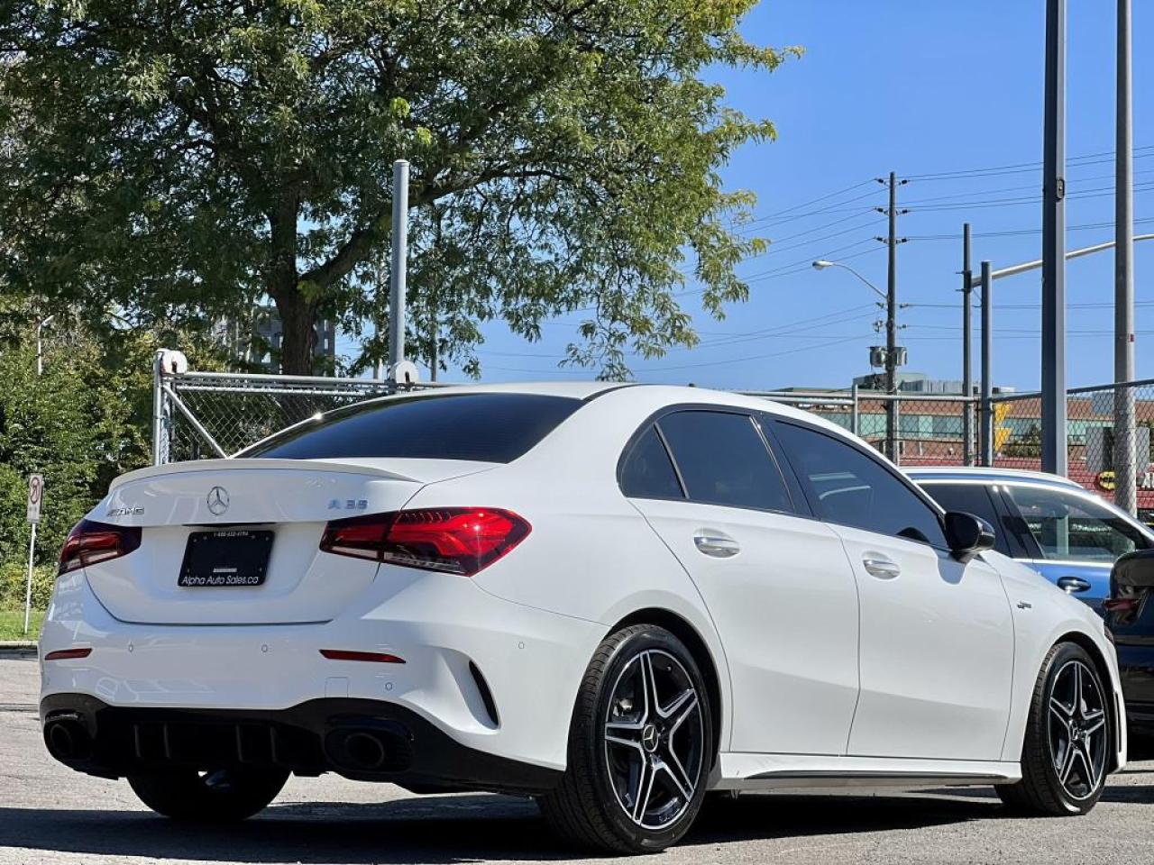 2022 Mercedes-Benz AMG AMG A 35 4MATIC Sedan |AMG NIGHT PCK|PREMIUM|DRIVERS PCKG| Photo4