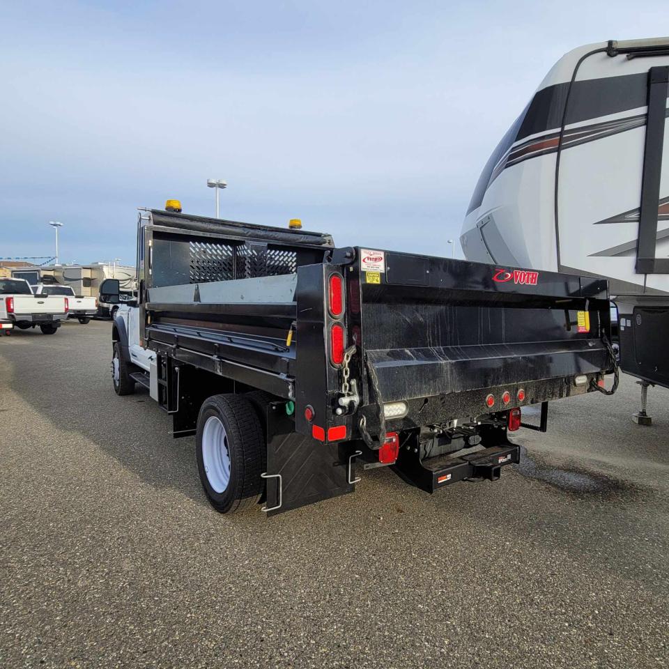 2023 Ford F-550 Super Duty DRW XLT  - SiriusXM Photo5