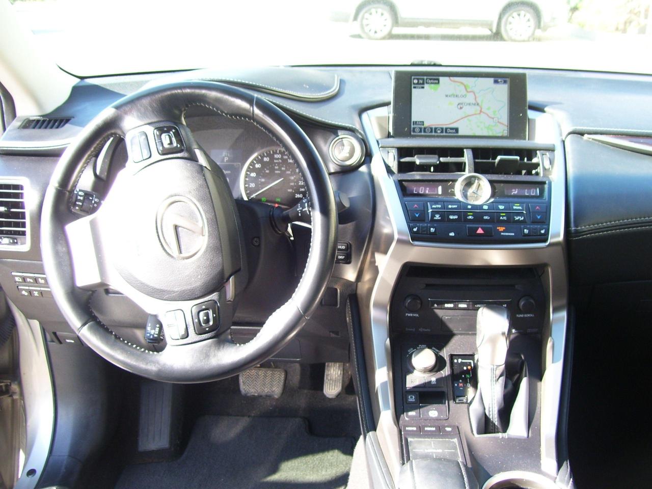 2015 Lexus NX 200t 200T,AWD,GPS,Bluetooth,Leather,Head's up Display, - Photo #11
