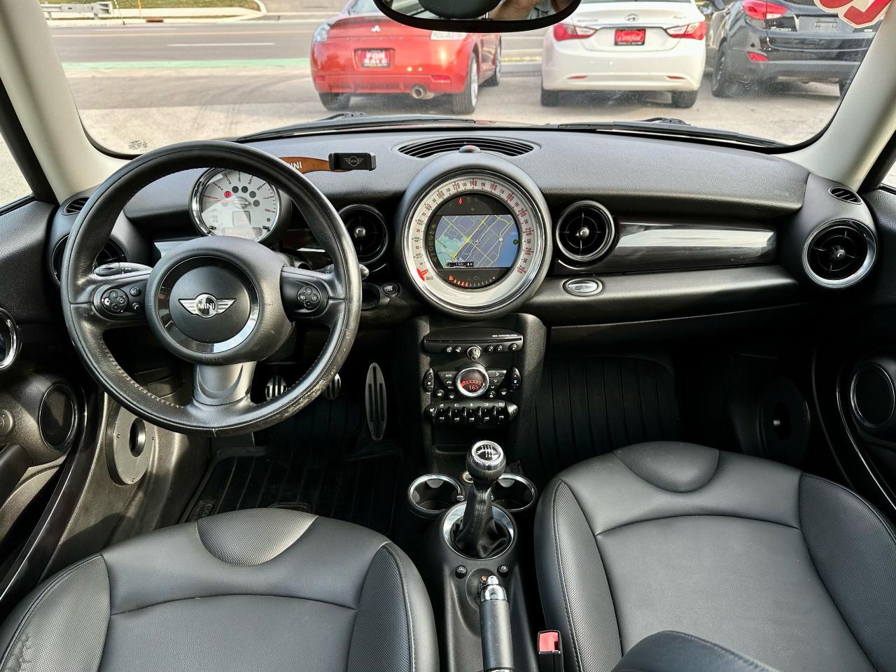 2011 MINI Cooper S NO ACCIDENT.. CERTIFIED.. - Photo #18