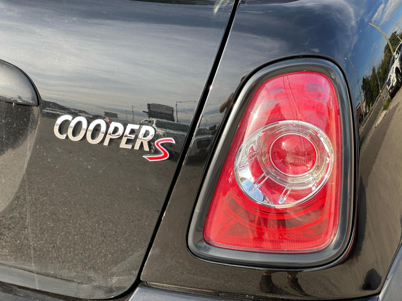 2011 MINI Cooper S NO ACCIDENT.. CERTIFIED.. - Photo #10