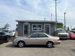 1999 Lexus ES 300  - Photo #3