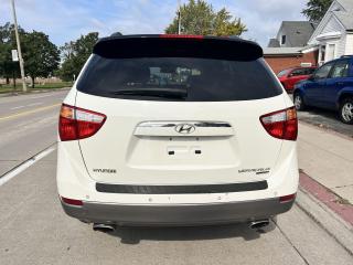 2012 Hyundai Veracruz AWD 4dr GLS - Photo #11