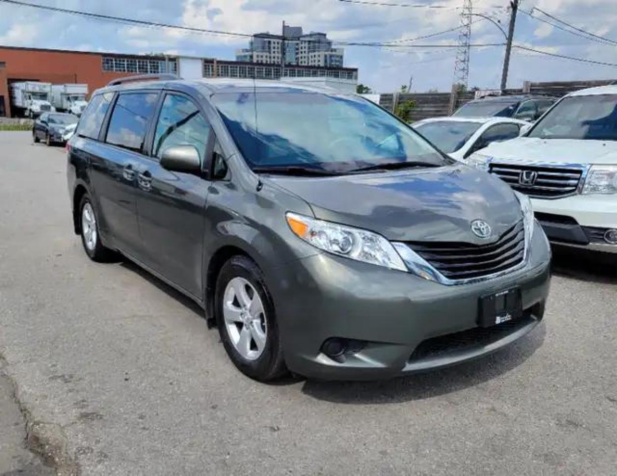 Used 2012 Toyota Sienna LE for sale in Brampton, ON