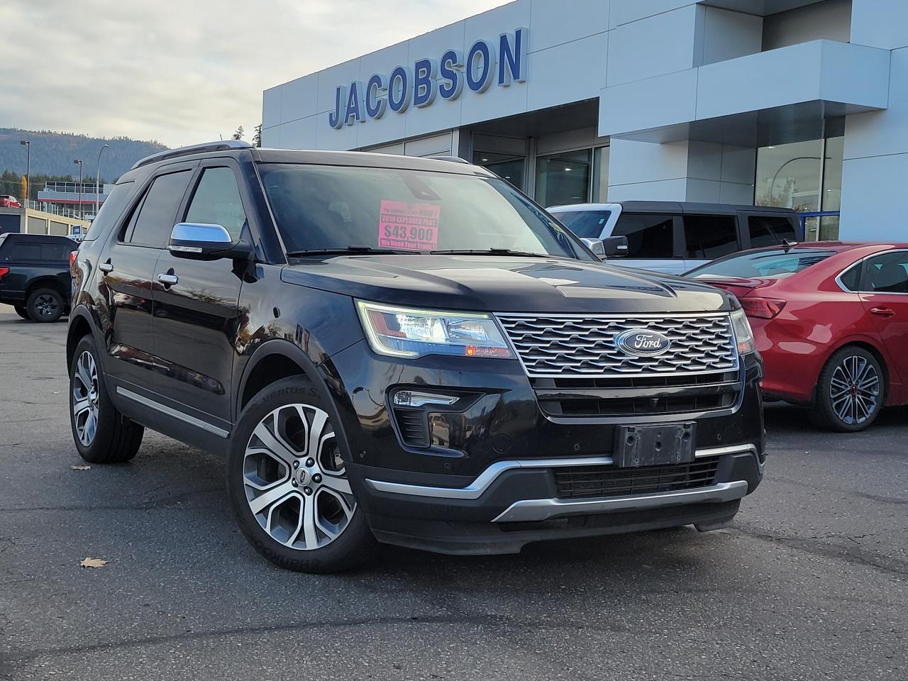 2019 Ford Explorer Platinum Photo0