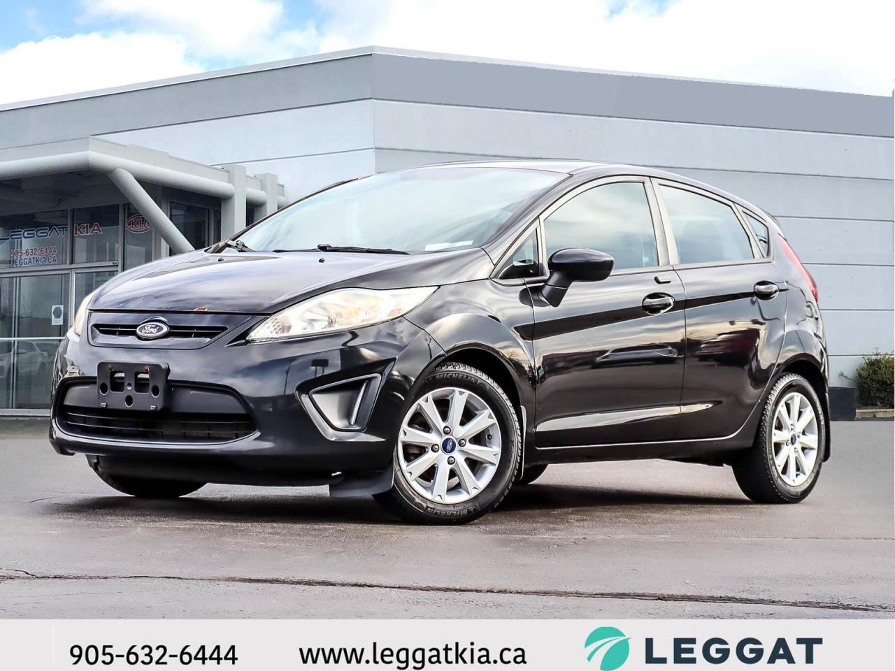 Used 2013 Ford Fiesta SE for sale in Burlington, ON