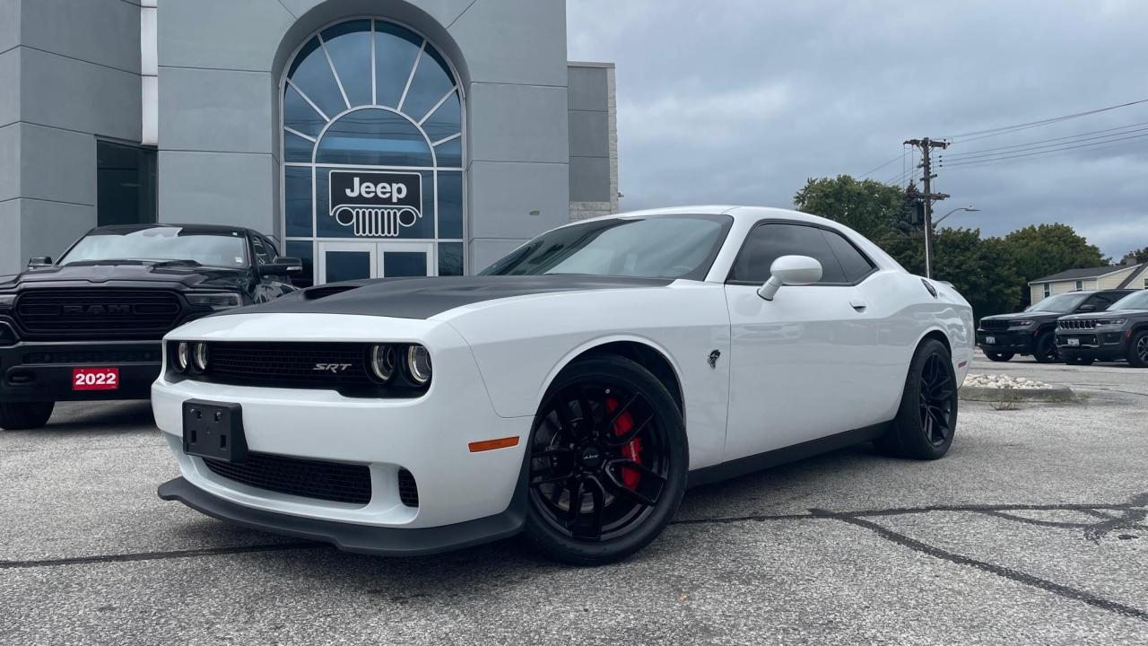 Used 2016 Dodge Challenger SRT Hellcat for sale in Sarnia, ON