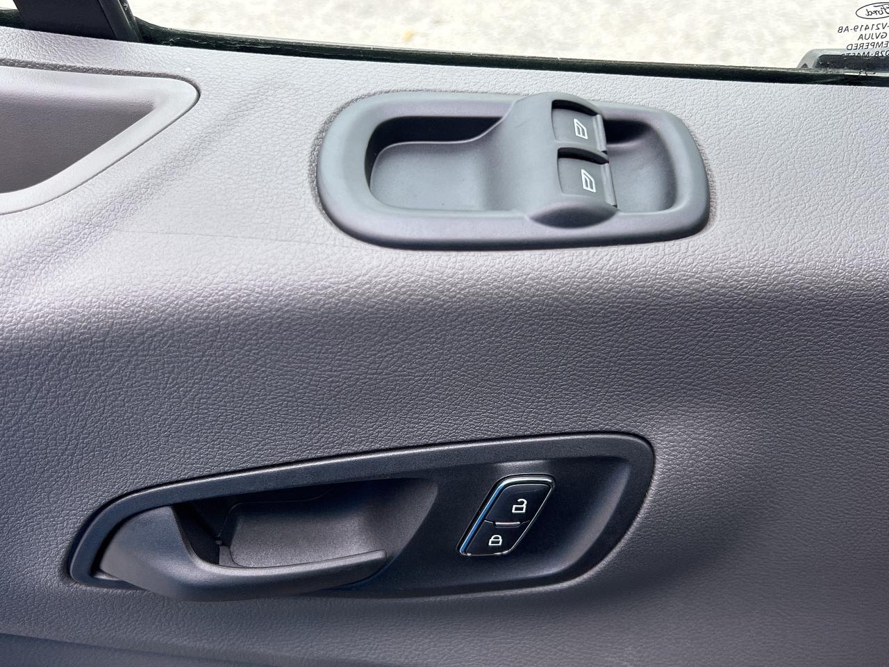 2023 Ford E-Transit Cargo Van BASE Photo