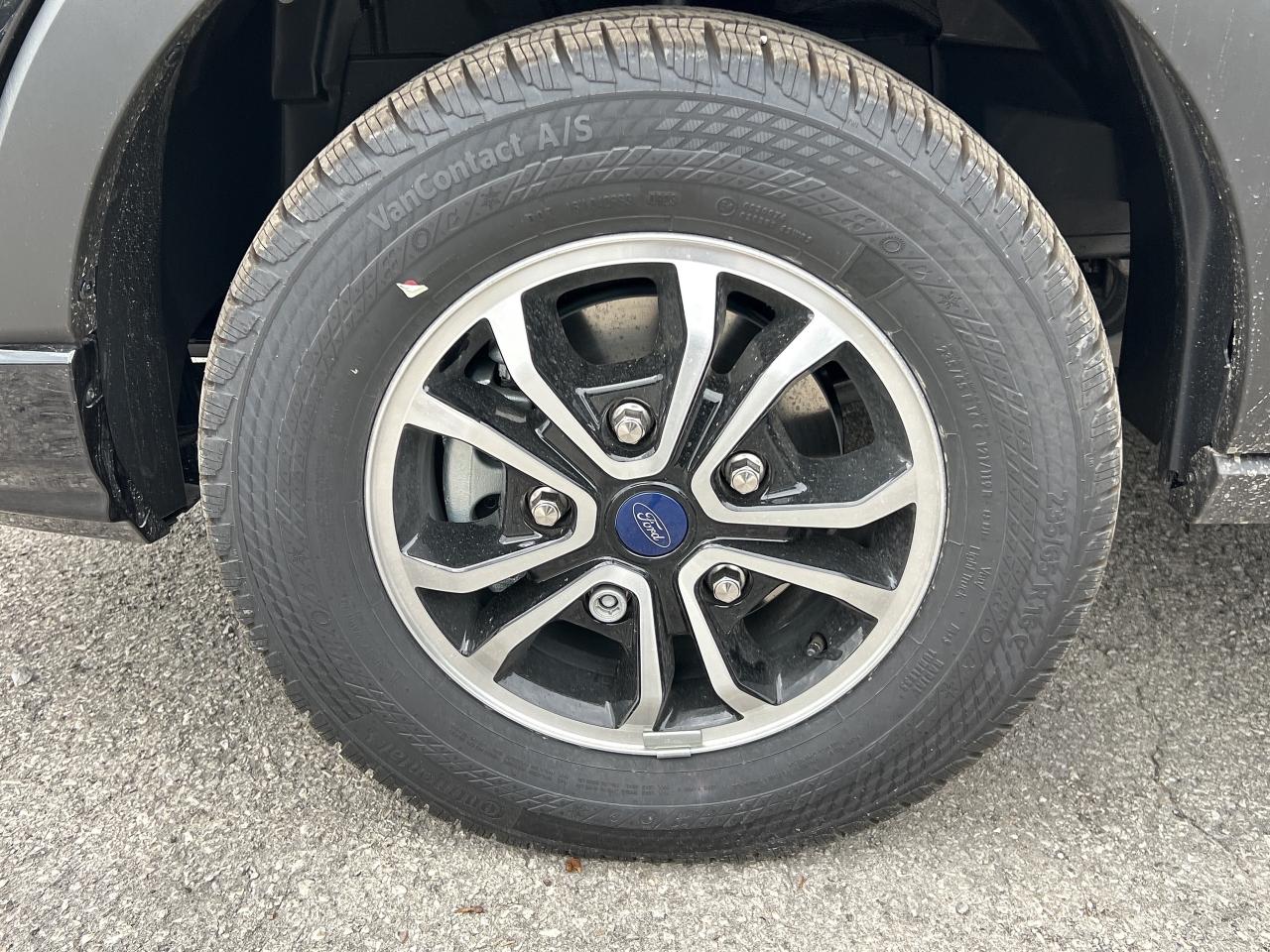 2023 Ford E-Transit Cargo Van BASE Photo