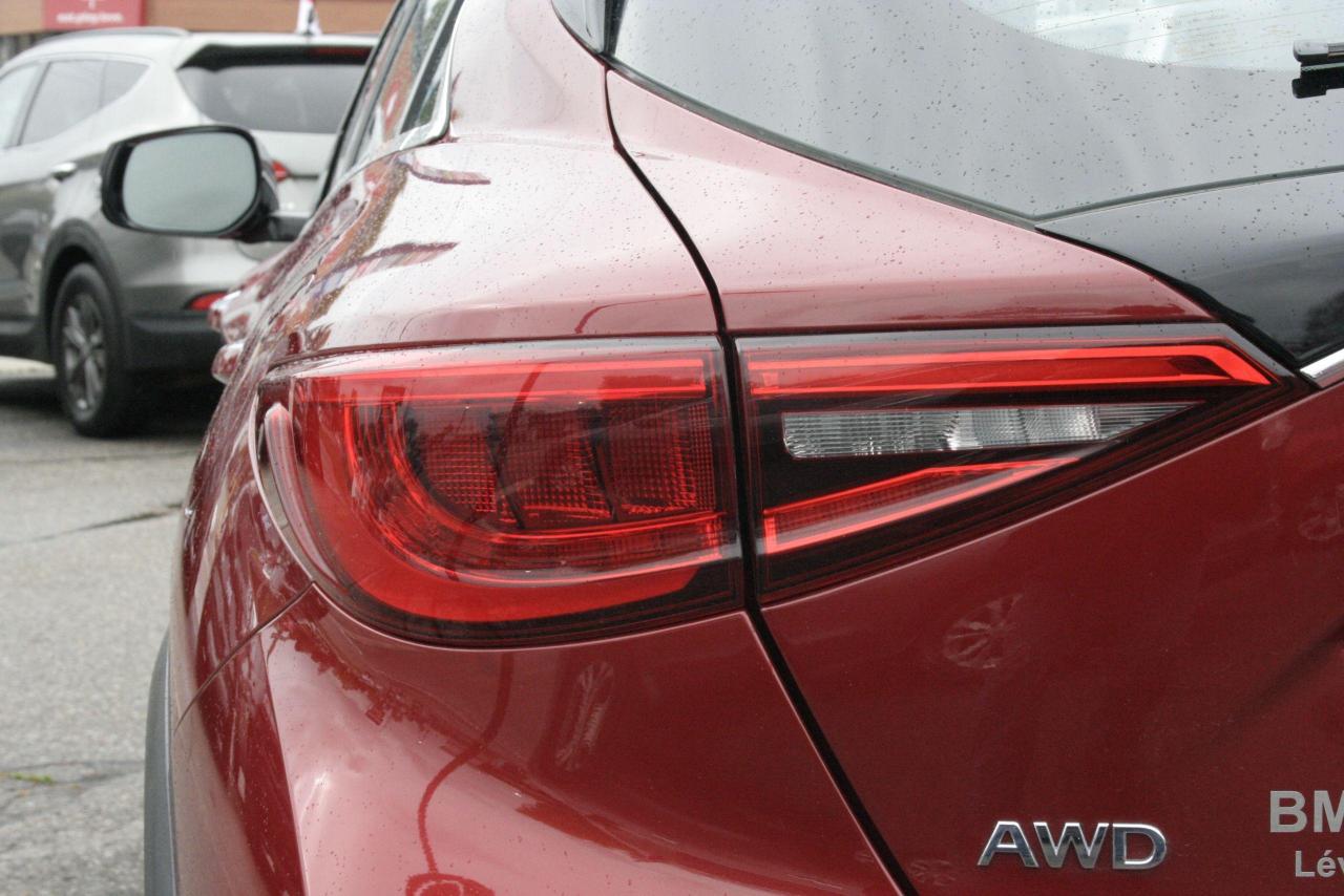 2017 Infiniti QX30 AWD 4dr/NAV/PANORAMIC ROOF/REDUCED - QUICK SALE - Photo #15