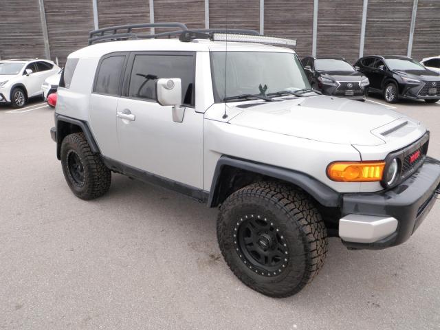 2007 Toyota FJ Cruiser CUSTOMIZED FJ 3 " LIFT PLUS MORE