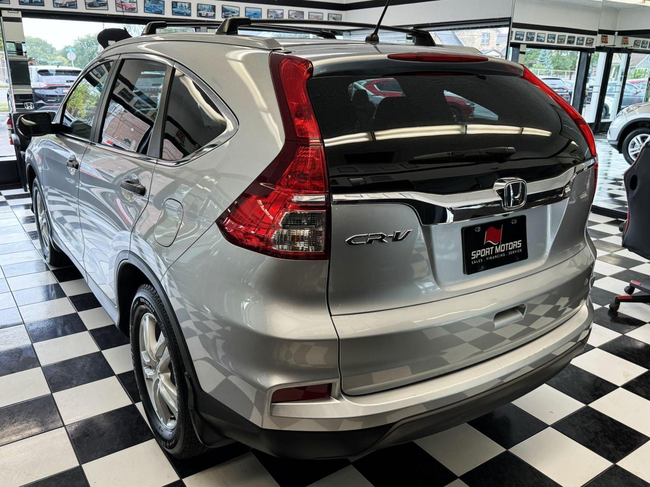 2016 Honda CR-V LX+New Brakes+Camera+Heated Seats+CLEAN CARFAX Photo2