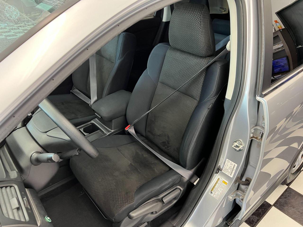 2016 Honda CR-V LX+New Brakes+Camera+Heated Seats+CLEAN CARFAX - Photo #17
