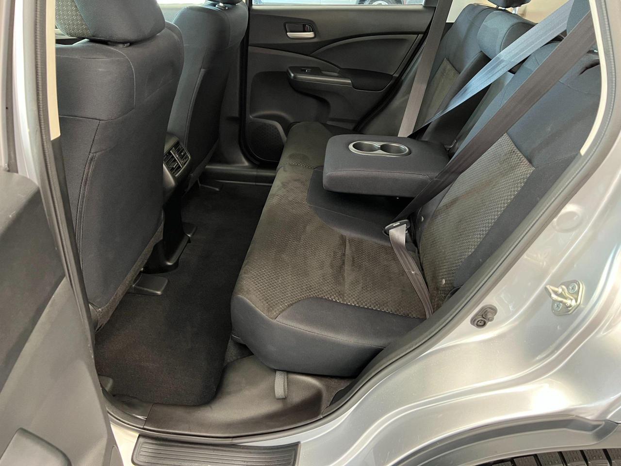 2016 Honda CR-V LX+New Brakes+Camera+Heated Seats+CLEAN CARFAX Photo21