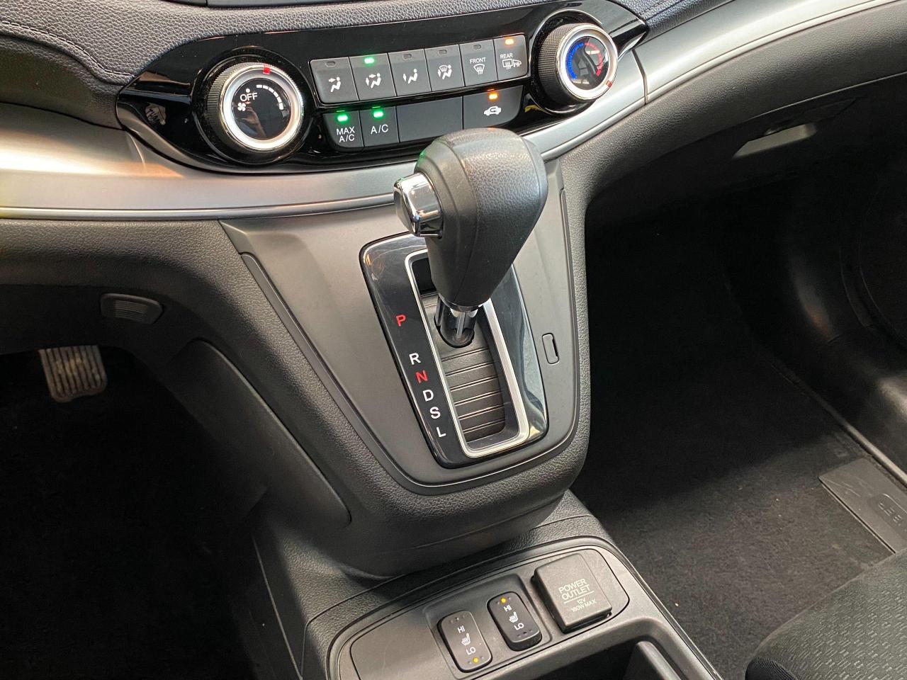 2016 Honda CR-V LX+New Brakes+Camera+Heated Seats+CLEAN CARFAX - Photo #31