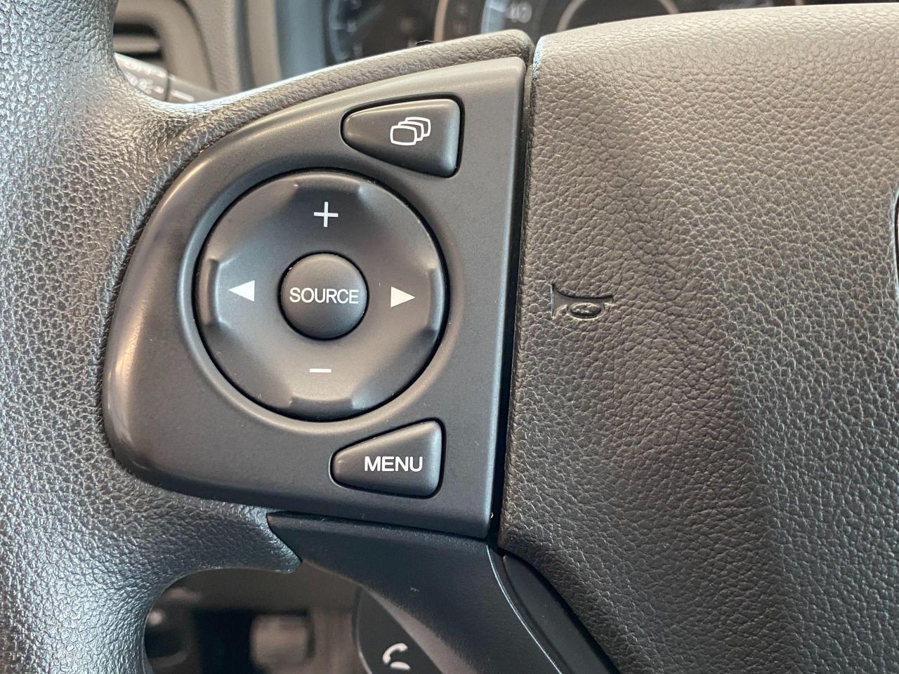 2016 Honda CR-V LX+New Brakes+Camera+Heated Seats+CLEAN CARFAX - Photo #44