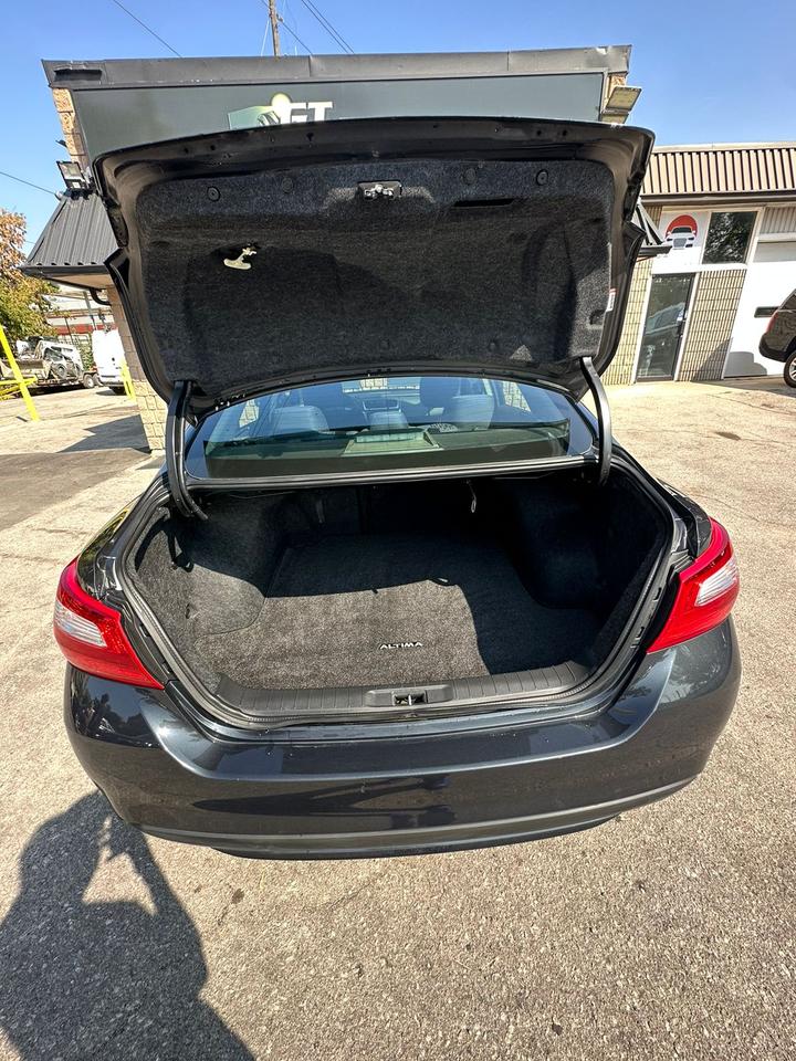 2016 Nissan Altima  Photo