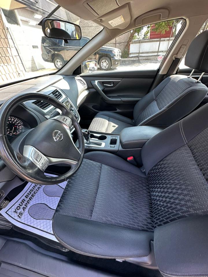 2016 Nissan Altima  - Photo #12