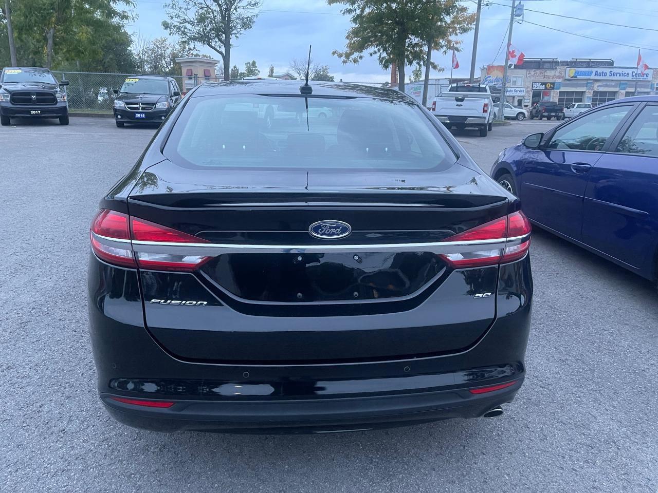 2018 Ford Fusion SE, Leather, Navigation, Push Start, Alloy wheels