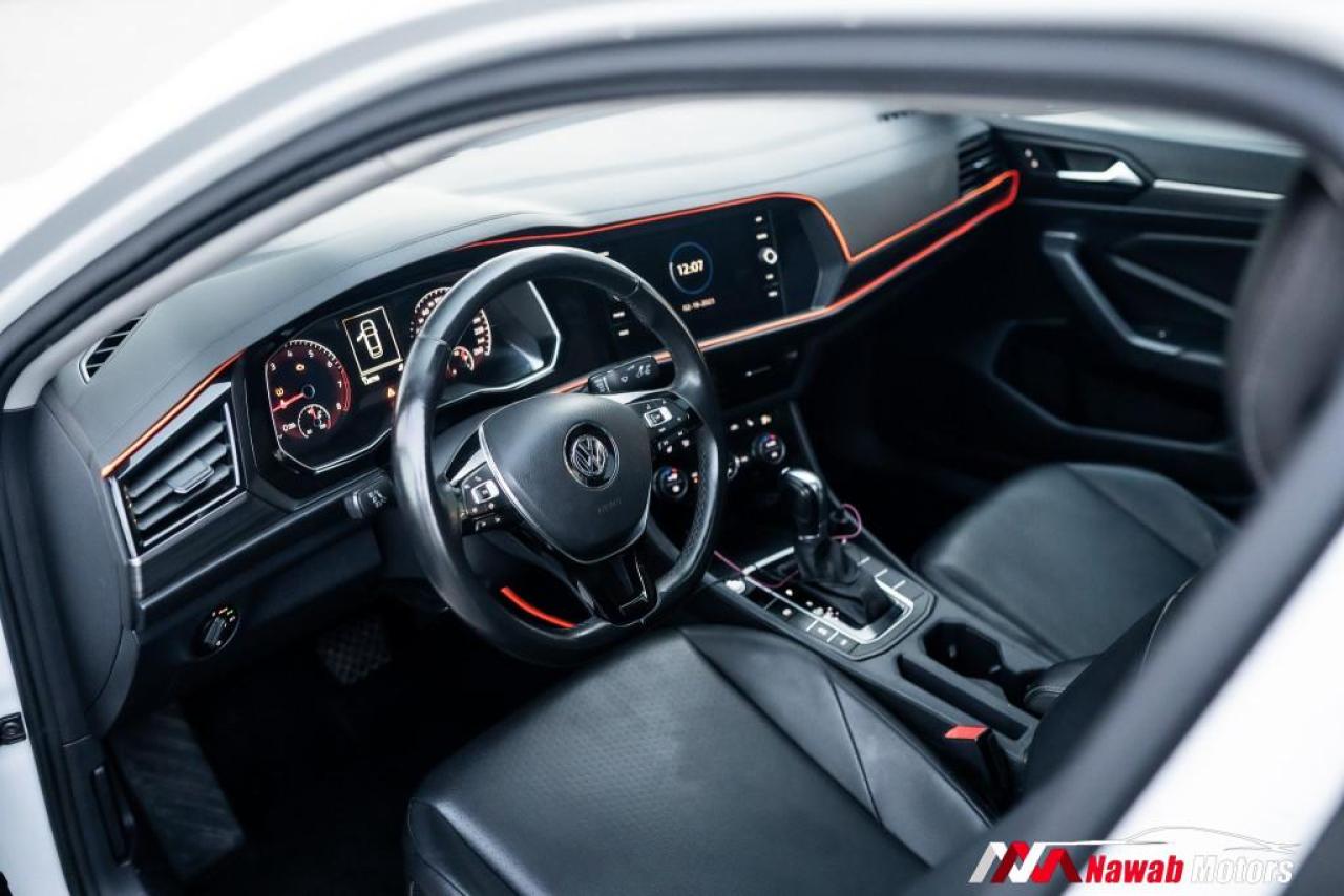 2019 Volkswagen Jetta HIGHLINE|LEATHER HEATED SEATS|SUNROOF|ALLOYS|CARPLAY| Photo3