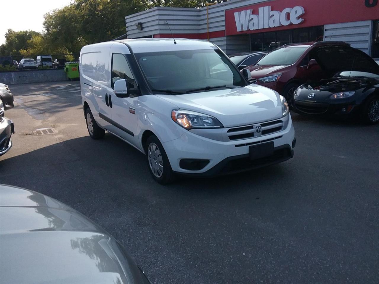 Used 2017 Ford Transit Connect Cargo Van XLT LWB for sale in Ottawa, ON