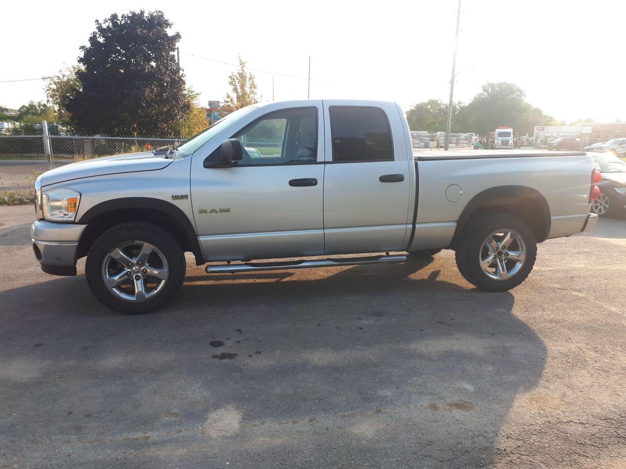 Used 2008 Dodge Ram 1500 SLT for sale in Waterloo, ON