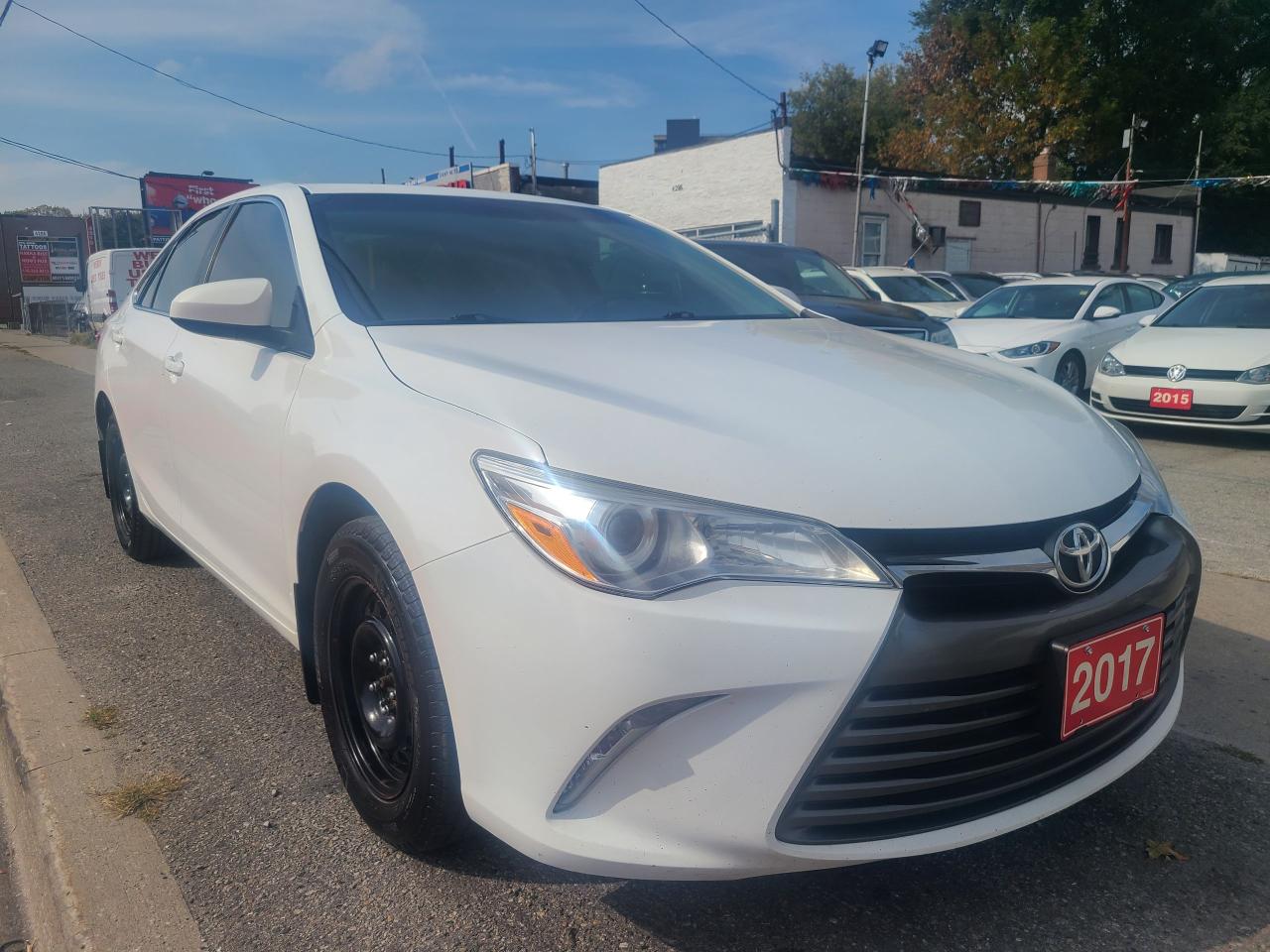 Used 2017 Toyota Camry LE - Backup Camera  - Bluetooth  - Cruise Control  - Nice !!!!! for sale in Scarborough, ON