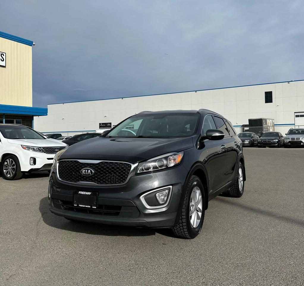 Used 2018 Kia Sorento LX AWD for sale in Calgary, AB