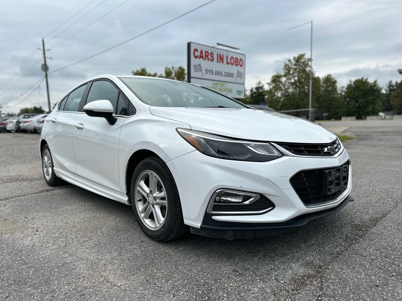 Used 2017 Chevrolet Cruze LT for sale in Komoka, ON