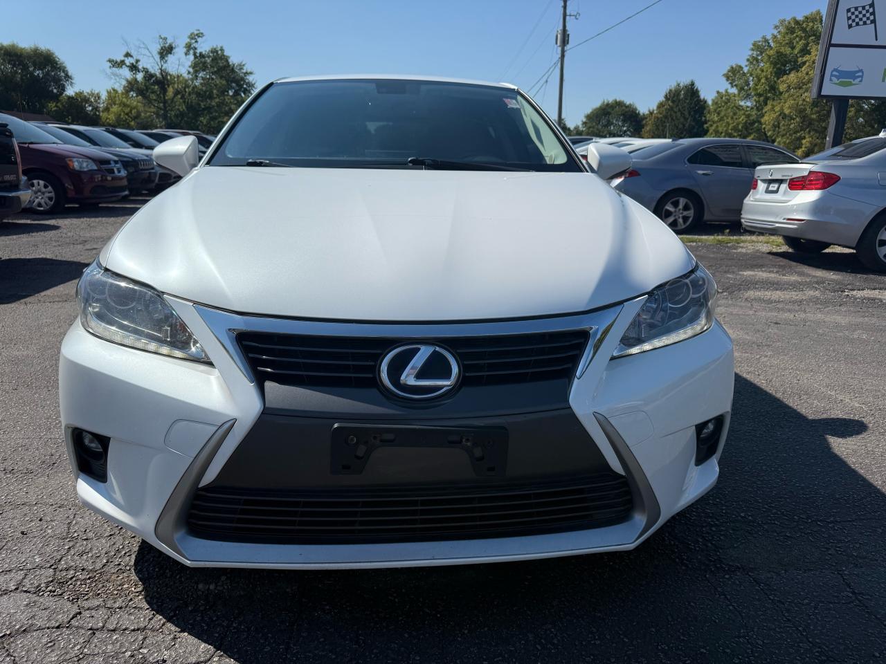 2015 Lexus CT 200h FWD 4dr Hybrid Photo29