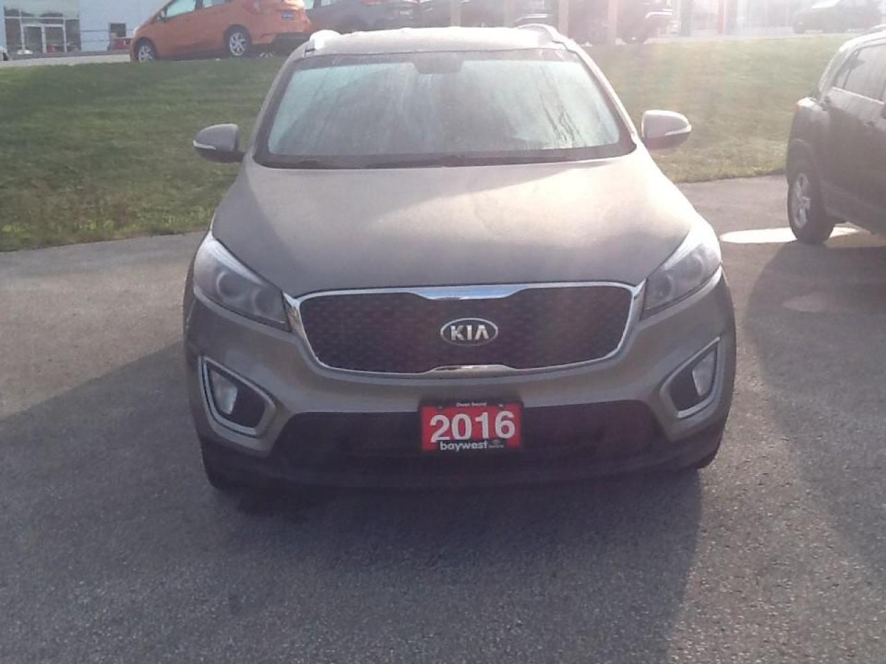 Used 2016 Kia Sorento 2.0L LX+ for sale in Owen Sound, ON