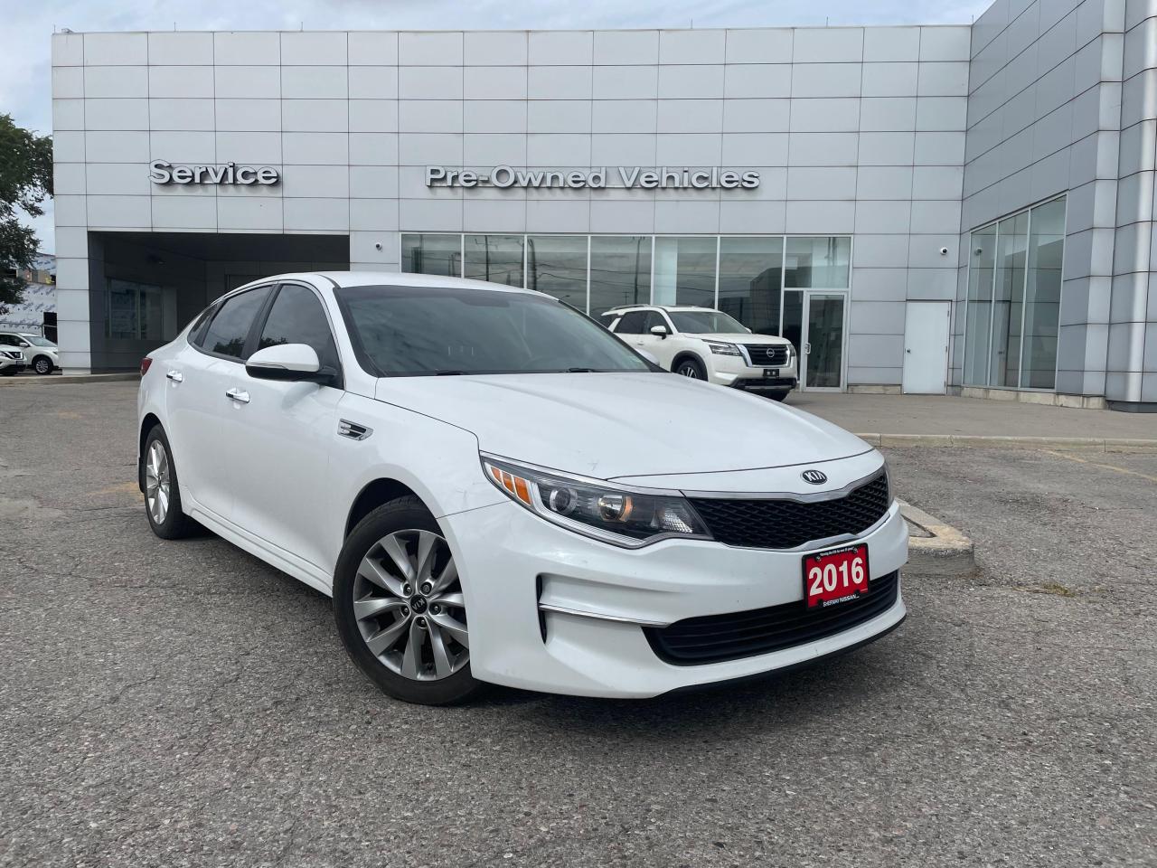 Used 2016 Kia Optima LX+ WELL MAINTAINED ACCIDENT FREE TRADE. for sale in Toronto, ON