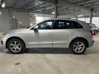 2012 Audi Q5 2.0 quattro Premium ** CLEAN CARFAX** - Photo #2