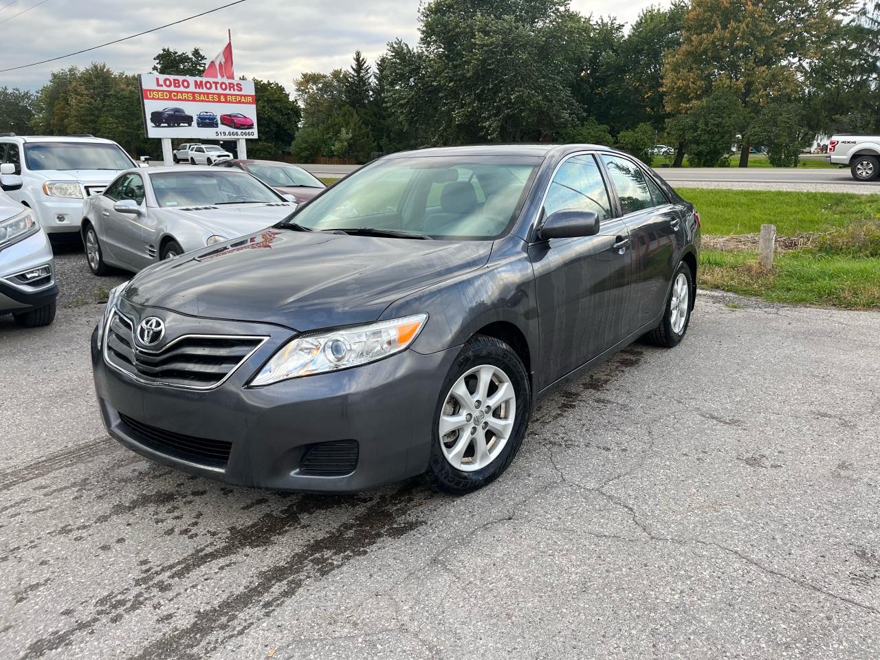 Used 2011 Toyota Camry LE for sale in Komoka, ON