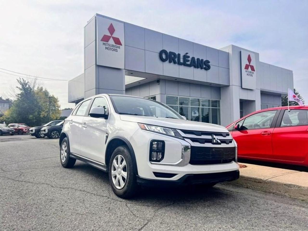 Used 2020 Mitsubishi RVR ES FWD for sale in Orléans, ON