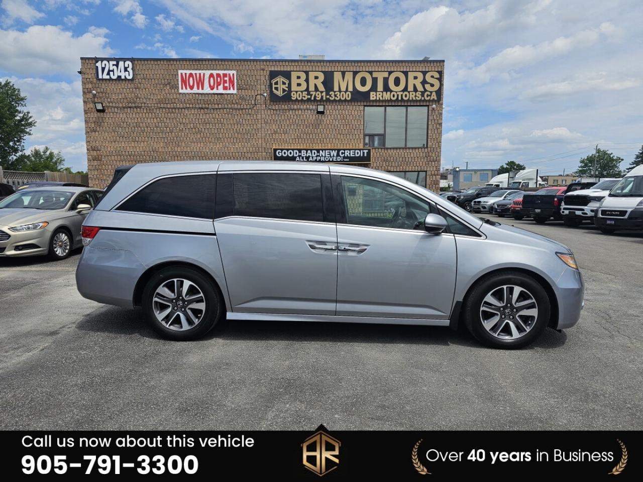 2017 Honda Odyssey No Accidents Reported | Touring | Sun Roof  | Heat Photo4