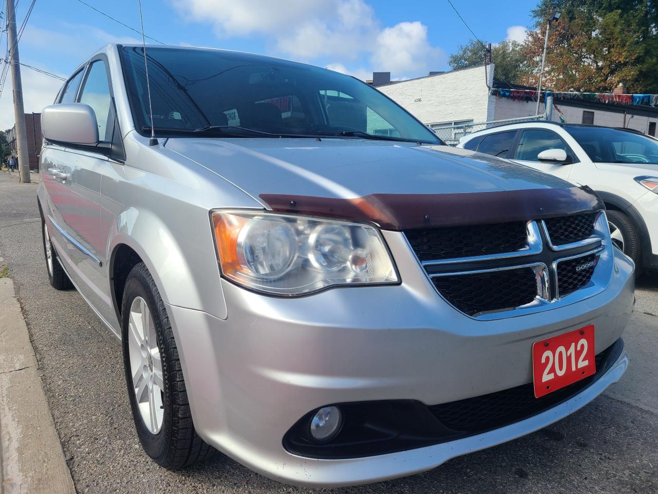 Used 2012 Dodge Grand Caravan Crew Plus - Leather - Bluetooth  - Backup Camera  - Heated Seats  -  Heated steering- one year warranty Nov deal for sale in Scarborough, ON