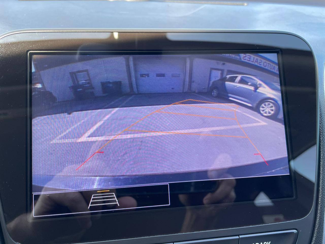 2021 Chevrolet Malibu 4dr Sdn LT NO ACCIDENT B-TOOTH CARPLAY CAMERA Photo4