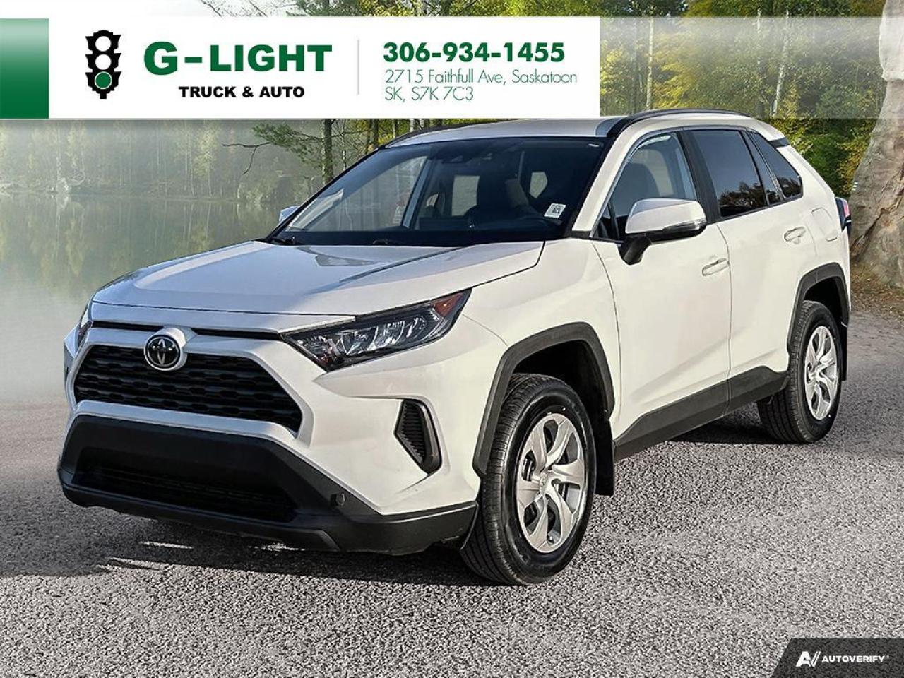 2020 Toyota RAV4 LE AWD Photo27