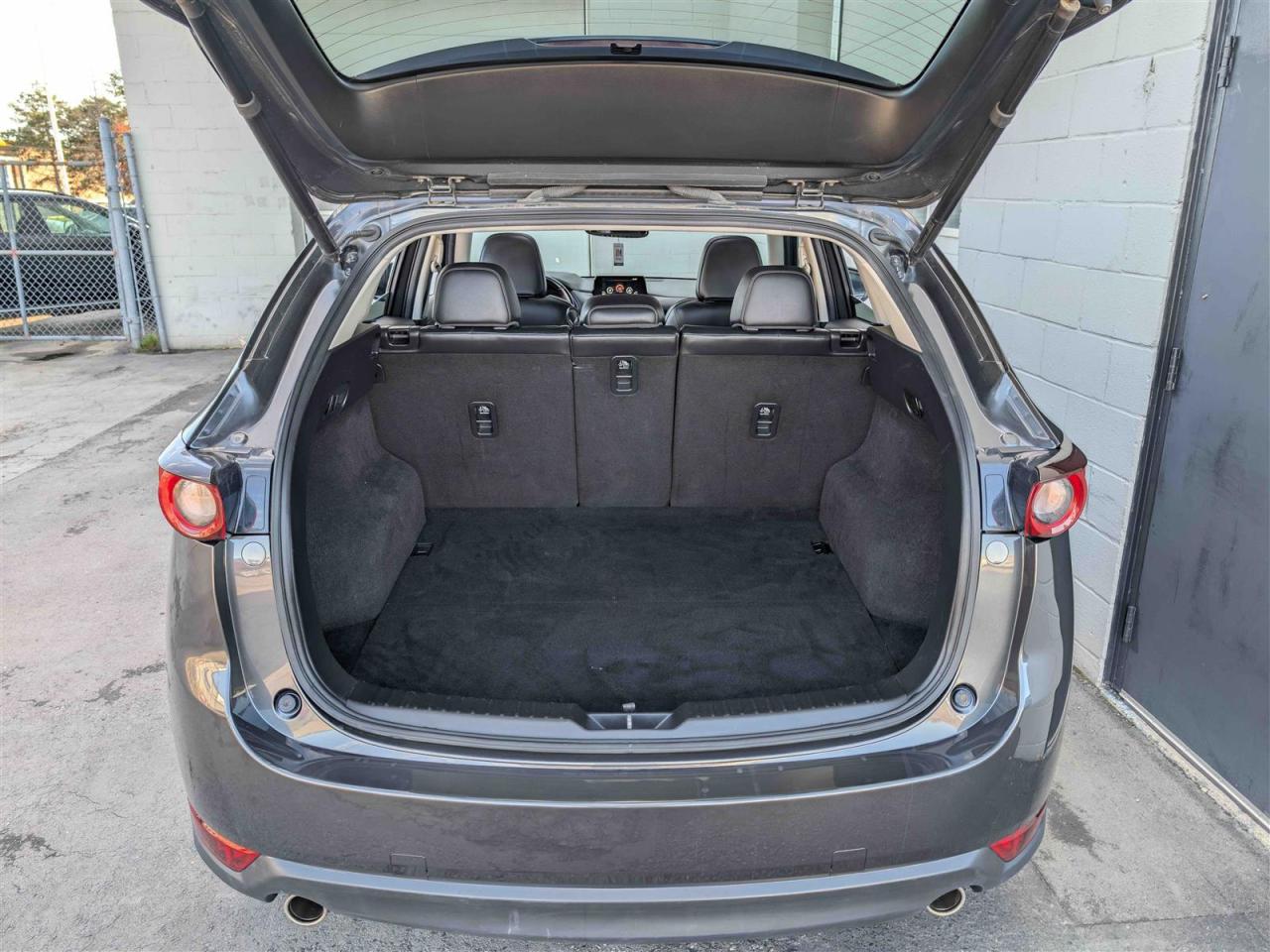 2020 Mazda CX-5 GT AWD - NAVI - SUNROOF - LEATHER - TECH FEATS Photo