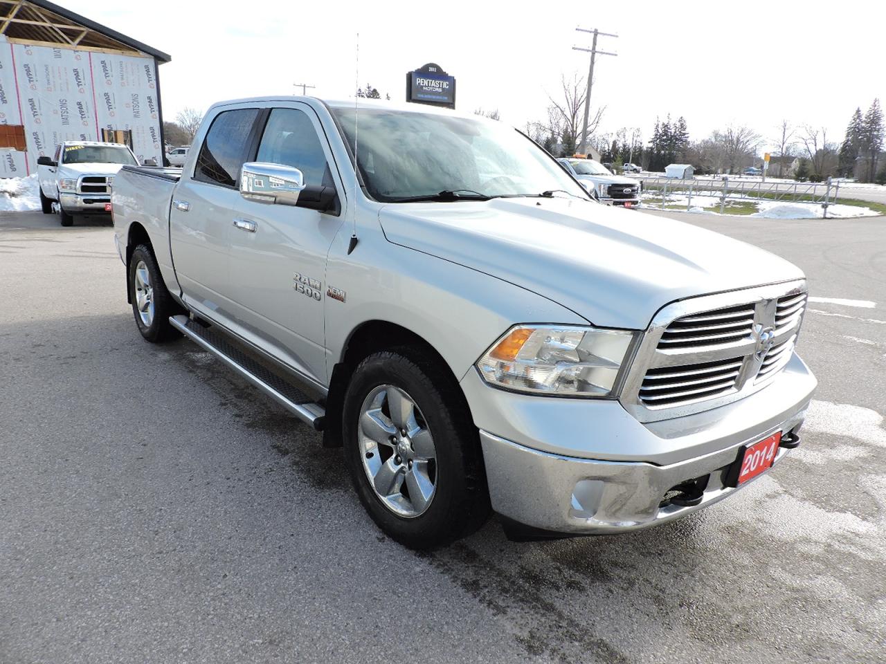 2014 RAM 1500 Big Horn 5.7L Hemi 4X4 Well Oiled Seats 6 People