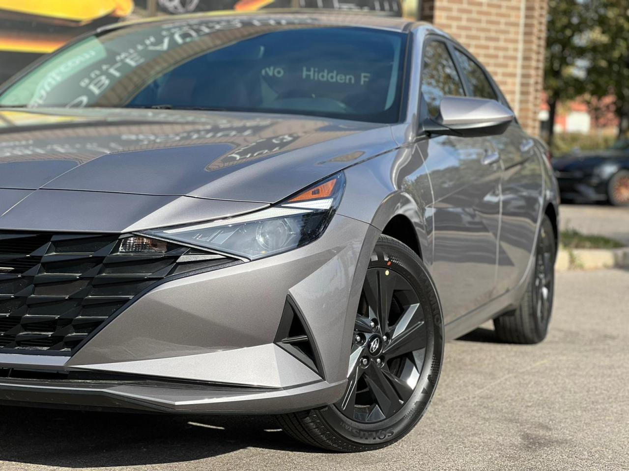 2023 Hyundai Elantra Preferred Photo2