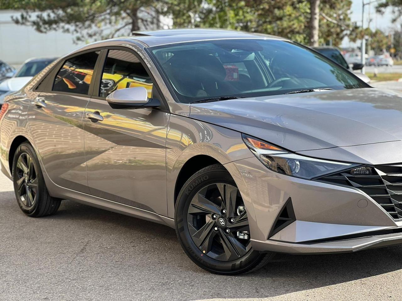 2023 Hyundai Elantra Preferred Photo4