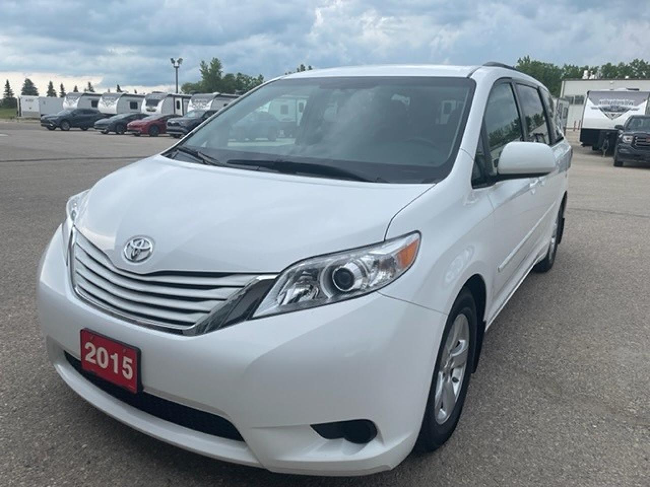 2015 Toyota Sienna LE