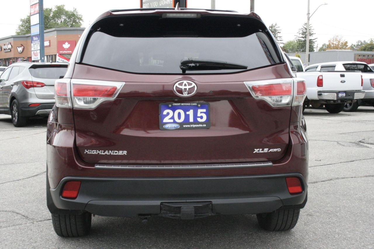 2015 Toyota Highlander AWD 4DR XLE/HIGHLY SOUGHT AFTER IN THIS CONDITION! - Photo #6