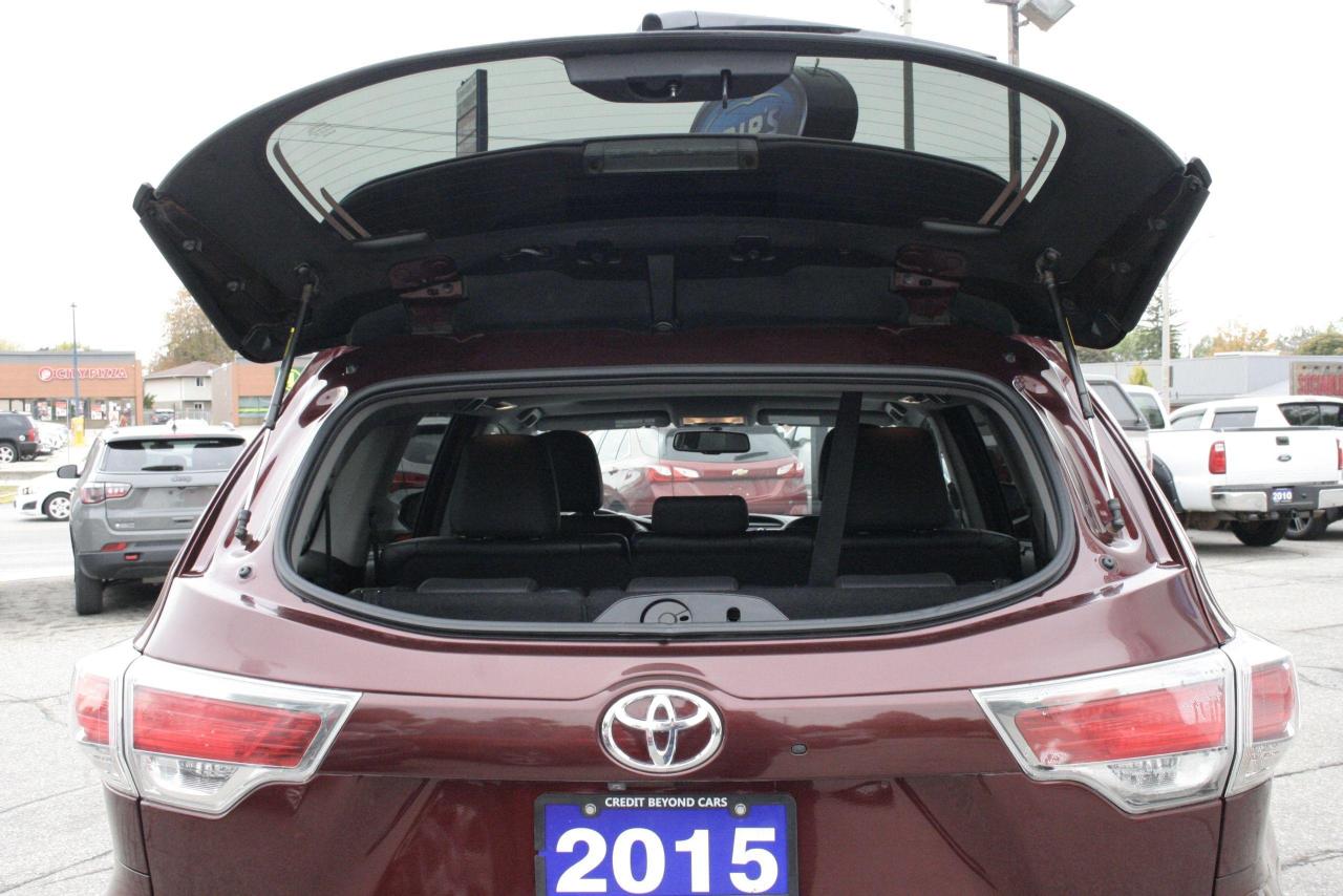 2015 Toyota Highlander AWD 4DR XLE/HIGHLY SOUGHT AFTER IN THIS CONDITION! - Photo #20