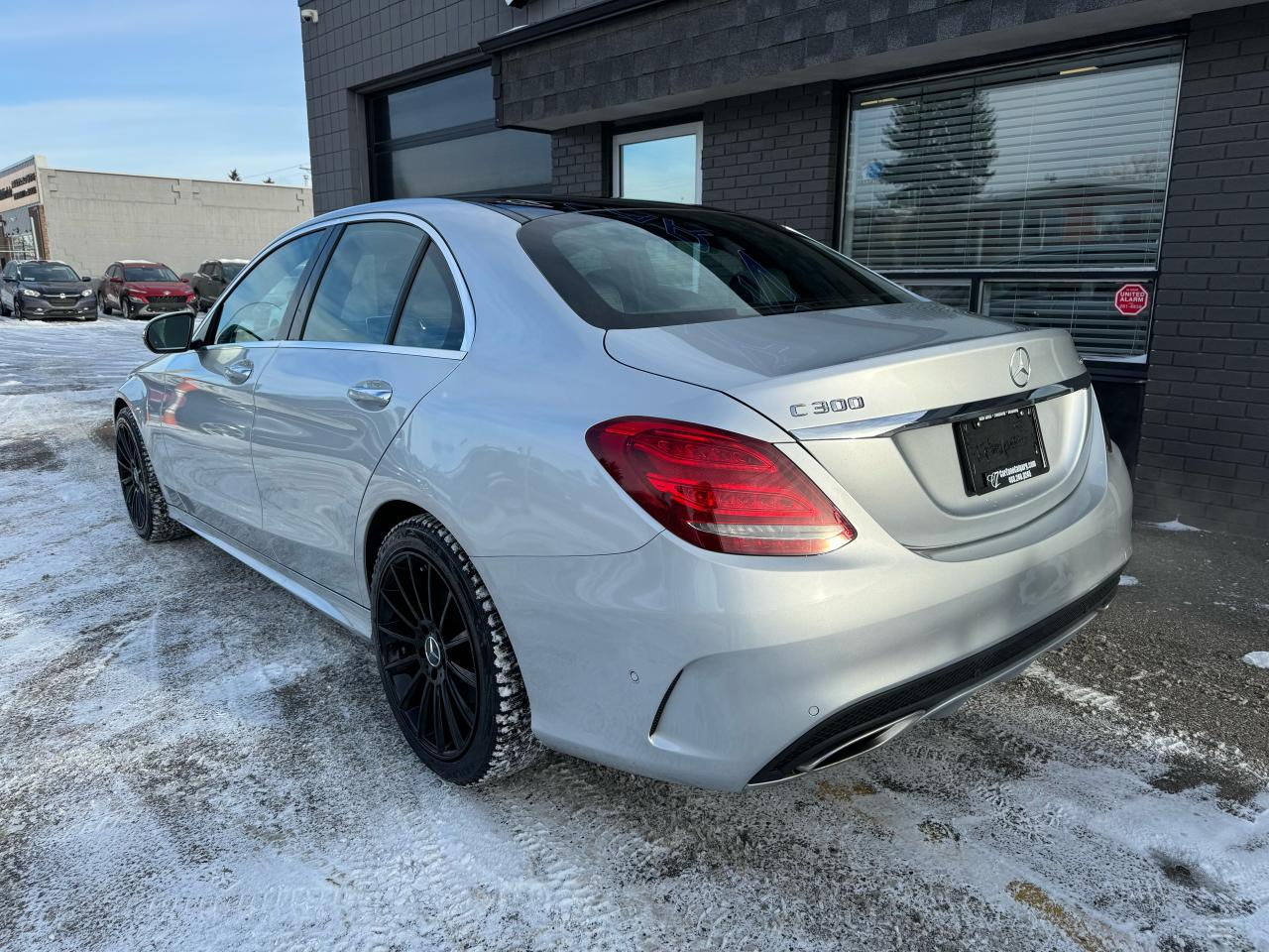 2015 Mercedes-Benz C-Class C300 4MATIC Fully Inspected - Photo #9