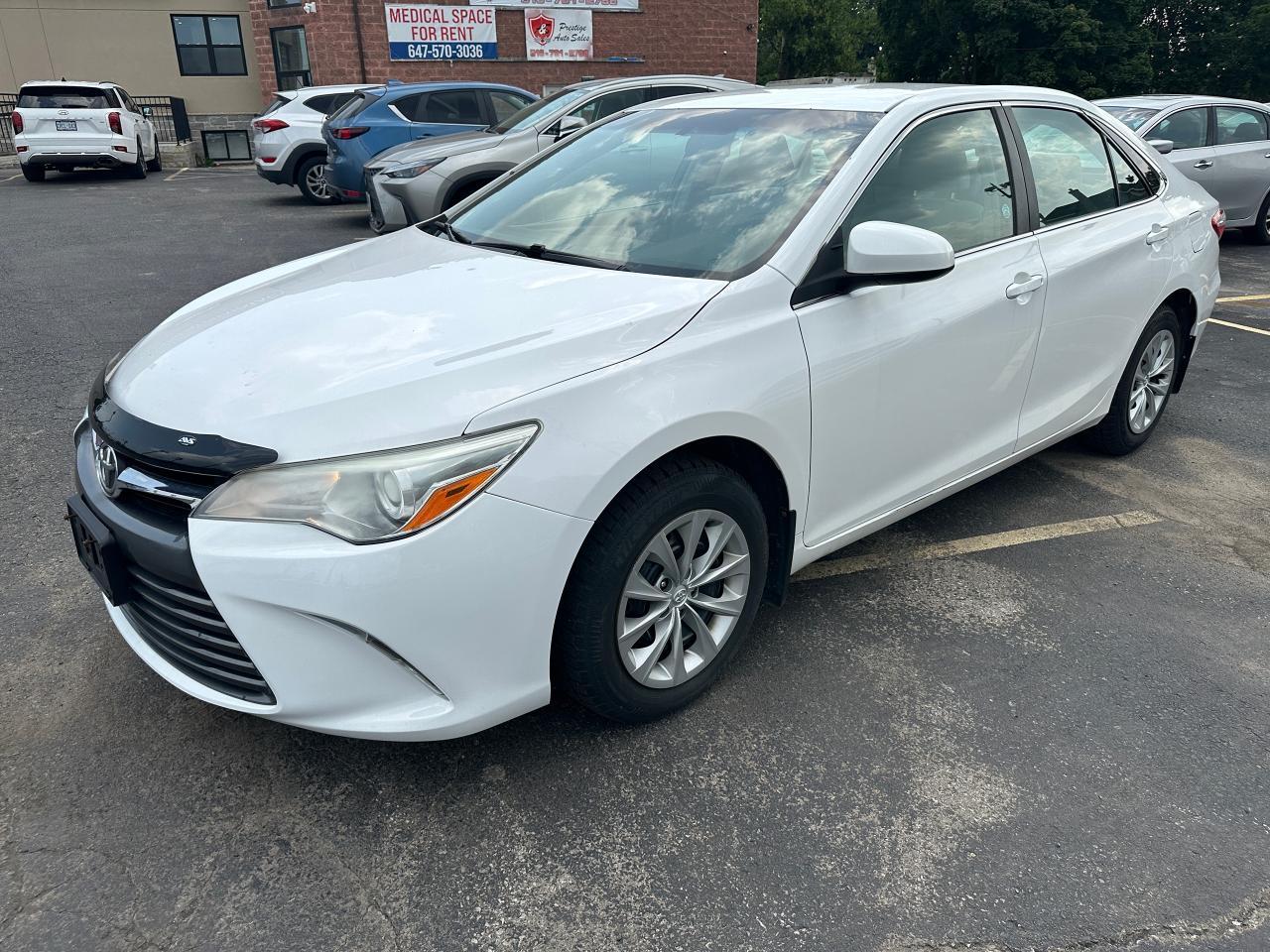 Used 2015 Toyota Camry LE 2.5L/NO ACCIDENTS/CERTIFIED for sale in Cambridge, ON