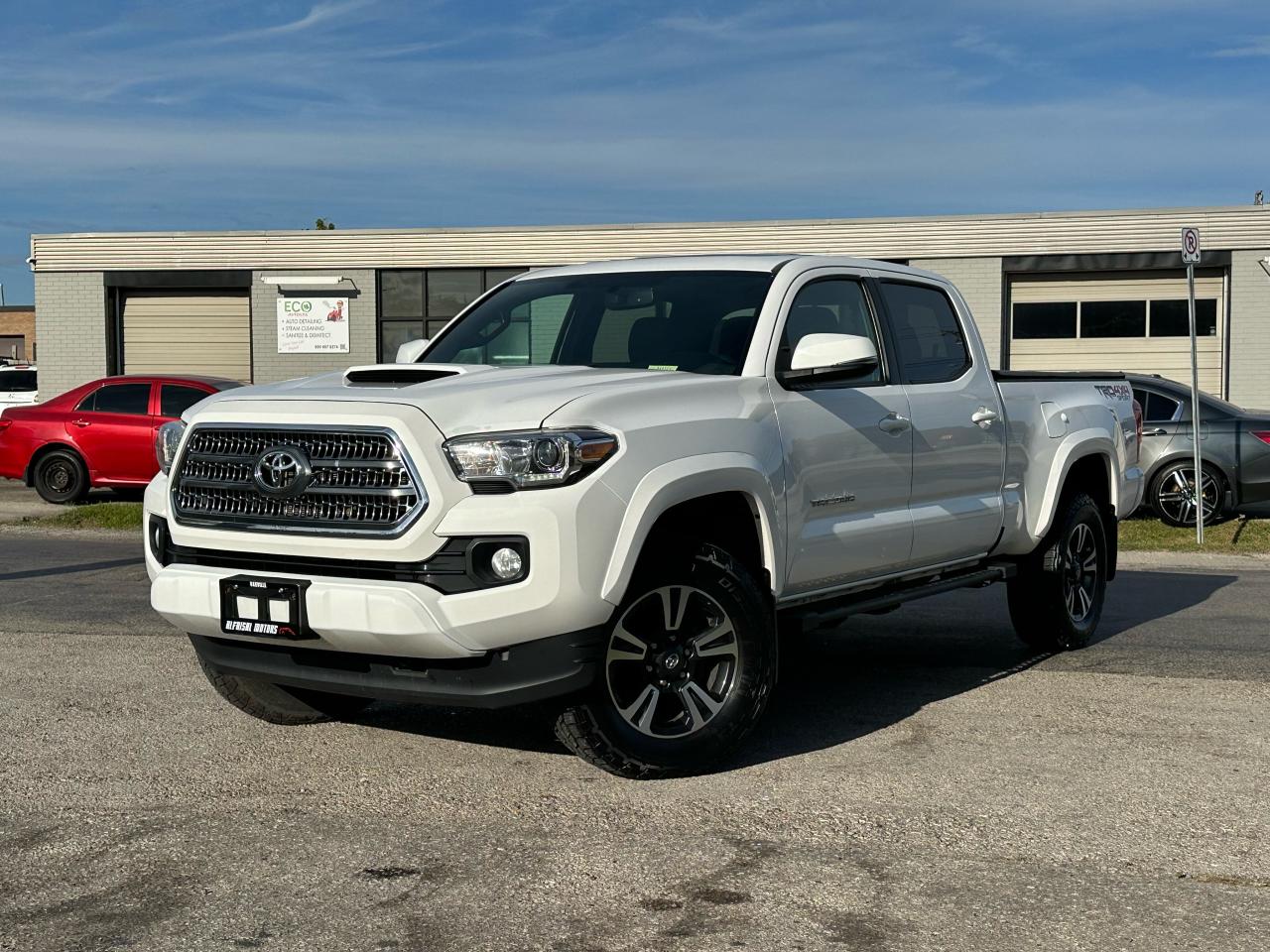 Used 2016 Toyota Tacoma 4WD Double Cab V6 Auto SR5 for sale in Oakville, ON